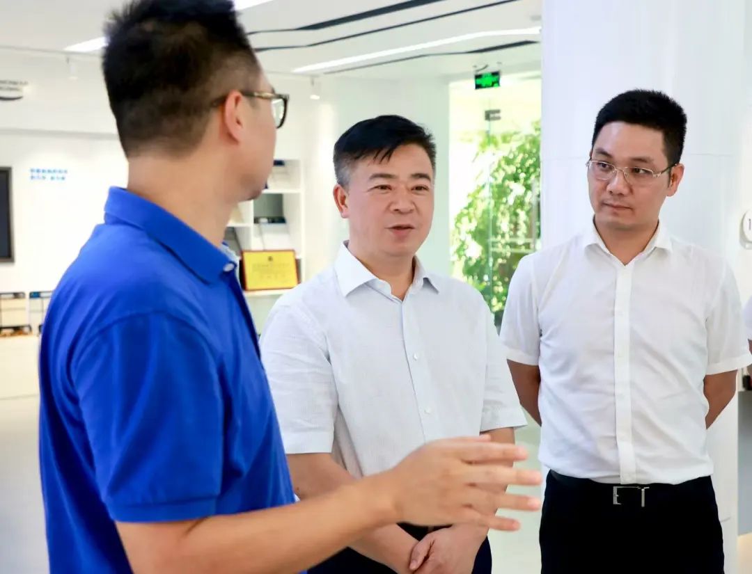 秦國良調研重點企業 加快轉型升級，助推高質量發展轉向涂料制造新高地